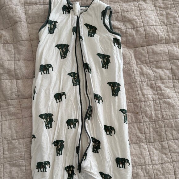 Kyte BABY White and Black Elephant Sleep Sack - Picture 1 of 4